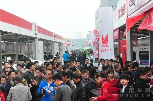 百強巡展海寧站人氣.JPG