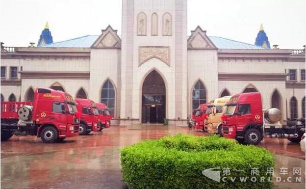 大運(yùn)重卡.jpg 大運(yùn)重卡.jpg