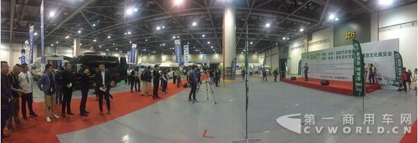 2017杭州房車旅游文化展覽會(huì)隆重開(kāi)幕.jpg
