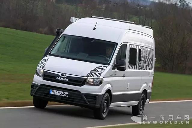 搭載2.0升柴油發(fā)動(dòng)機(jī) 德國(guó)MAN推出兩款輕型概念露營(yíng)車.jpg