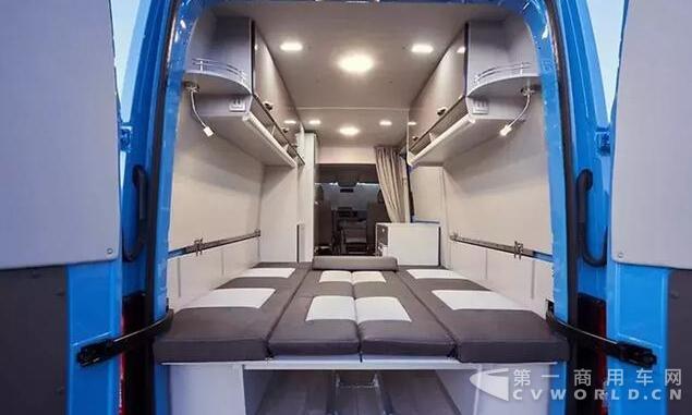 搭載2.0升柴油發(fā)動(dòng)機(jī) 德國(guó)MAN推出兩款輕型概念露營(yíng)車9.jpg