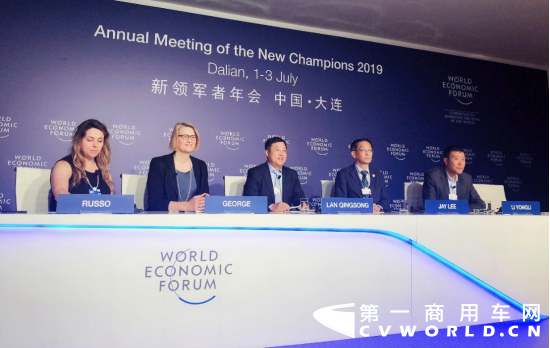 【上汽大通新聞稿】售價9.38萬元-16.78萬元，MAXUS全民定制中型SUV D60上市(1)2767.png