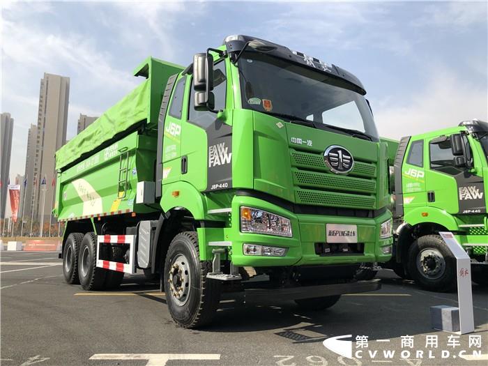 新J6P LNG渣土車_副本.jpg