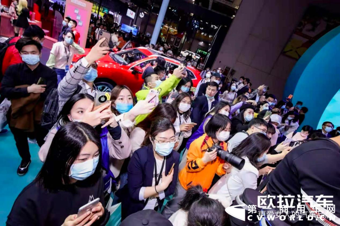 超強艦隊 長城汽車攜手甄子丹、張涵予、張彬彬、姚安娜等明星強勢亮相2021上海車展26.png