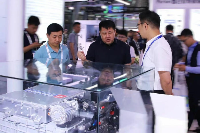 玉柴芯藍(lán)氫能電堆亮相國內(nèi)燃料電池最大展會 展示氫能核心技術(shù)實力7.jpg