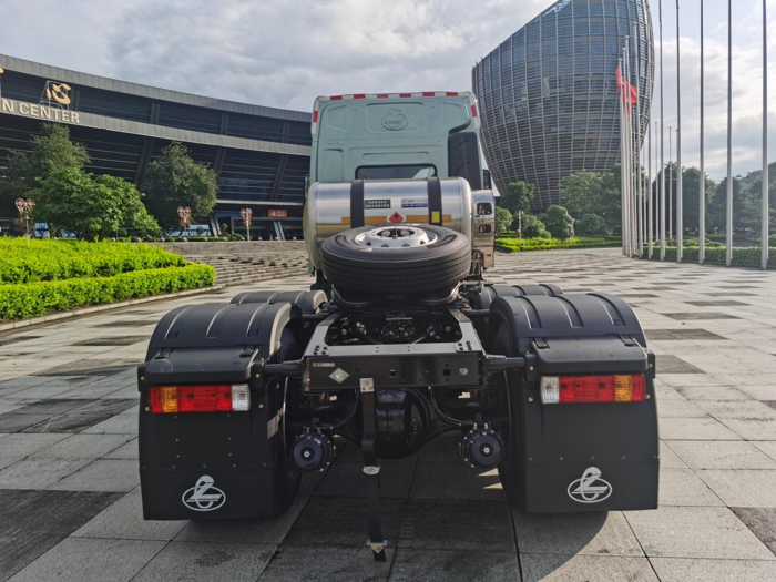 省氣王者持續(xù)熱銷，乘龍H5V LNG極致氣耗版買到就是賺到5.png