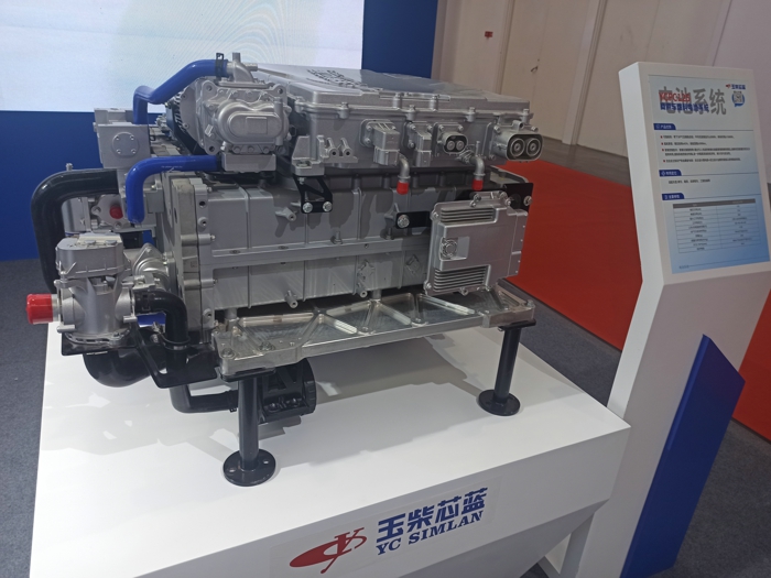 玉柴芯藍(lán)125千瓦商用車(chē)燃料電池系統(tǒng).jpg