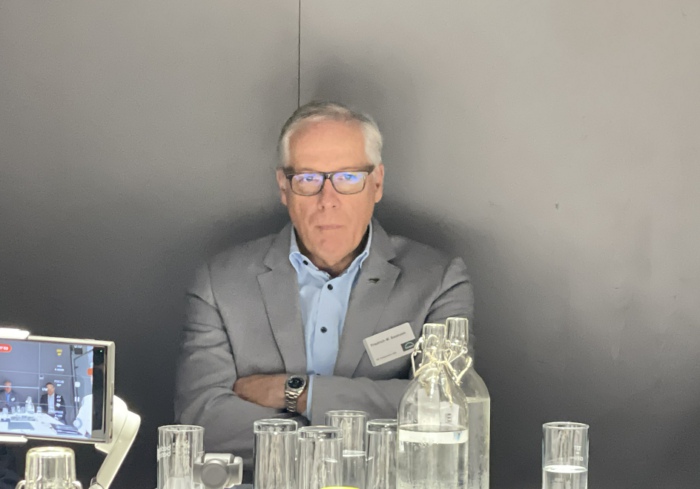 曼恩商用車執(zhí)行董事會成員、銷售與客戶解決方案董事Friedrich Baumann.jpg