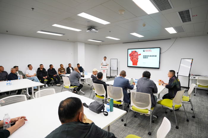 康明斯動(dòng)力賦能打造極致油耗 批量高性能歐輝城間客車(chē)交付新疆申發(fā)國(guó)際5.png