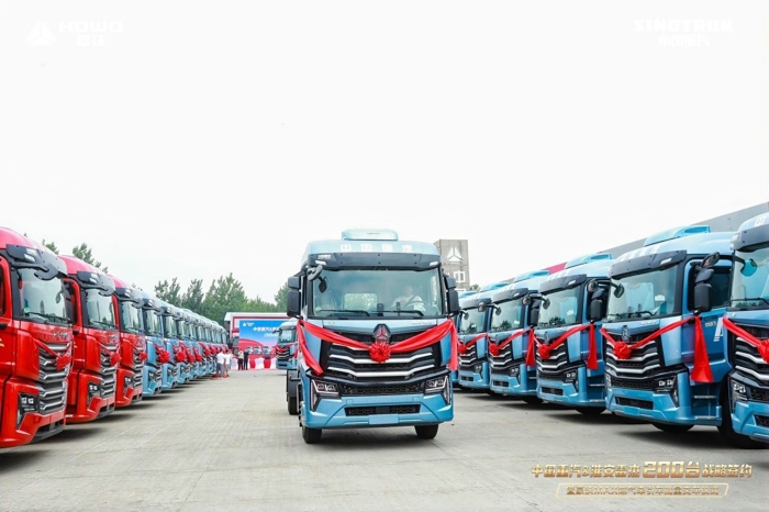 重汽豪沃 MAX 燃氣牽引車.jpg