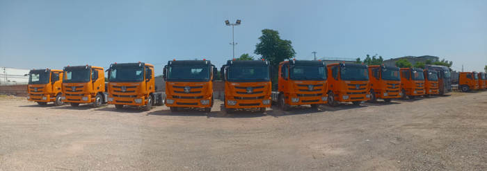 北汽福田150臺AUMAN R牽引車交付加納戰(zhàn)略客戶2.png