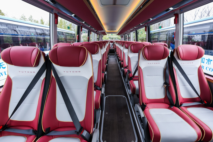 22輛天域S12交付背后，宇通的高端化邏輯3.png