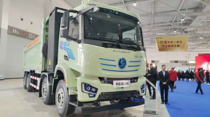 陜汽8×4標準版換電自卸車.jpg