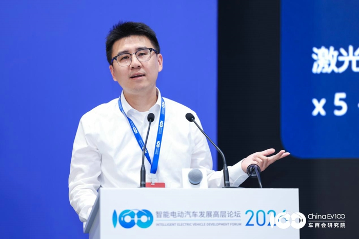 斯年智駕創(chuàng)始人、董事長(zhǎng)  何貝.jpg