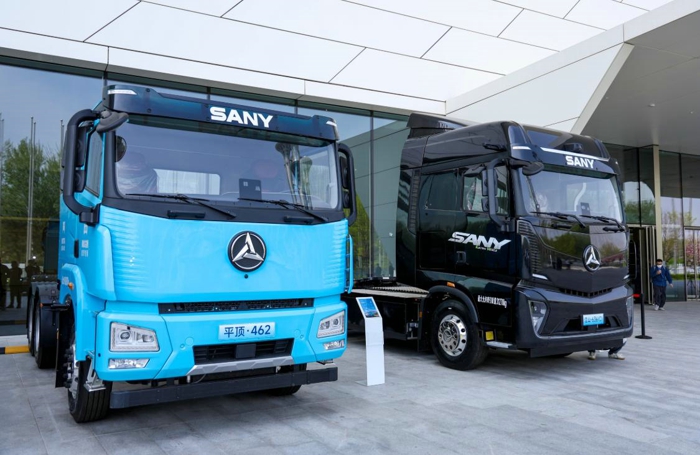 重卡電動(dòng)化進(jìn)入十字路口 三一為何選擇“不爭(zhēng)第一”？2.jpg