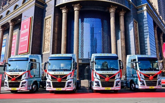 重汽汕德卡G7H燃?xì)鉅恳?jpg