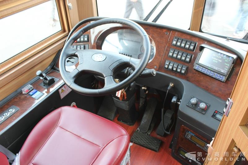 銀隆純電動(dòng)仿古鐺鐺車